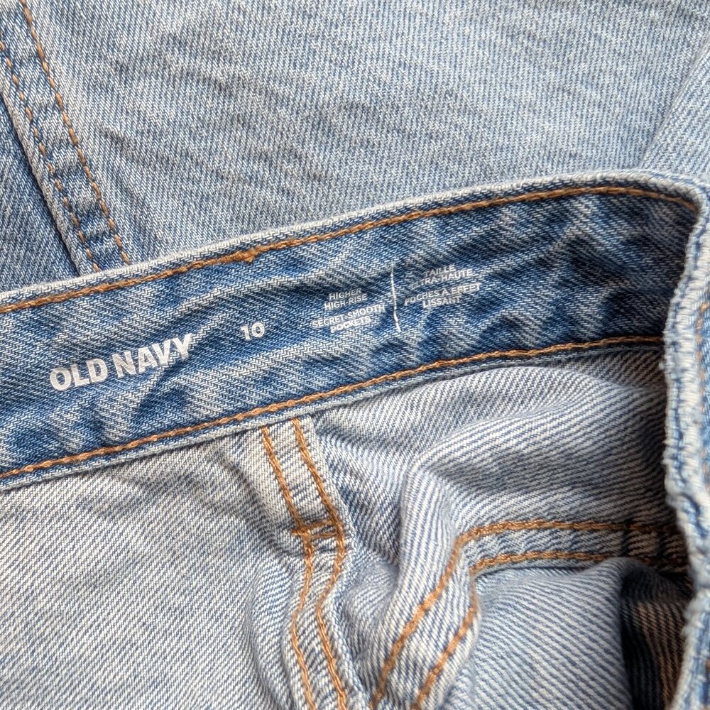Old Navy Two-Tone Blue Jean Mini Skirt Frayed Hem Size 10 Denim Streetwear - Picture 6 of 7